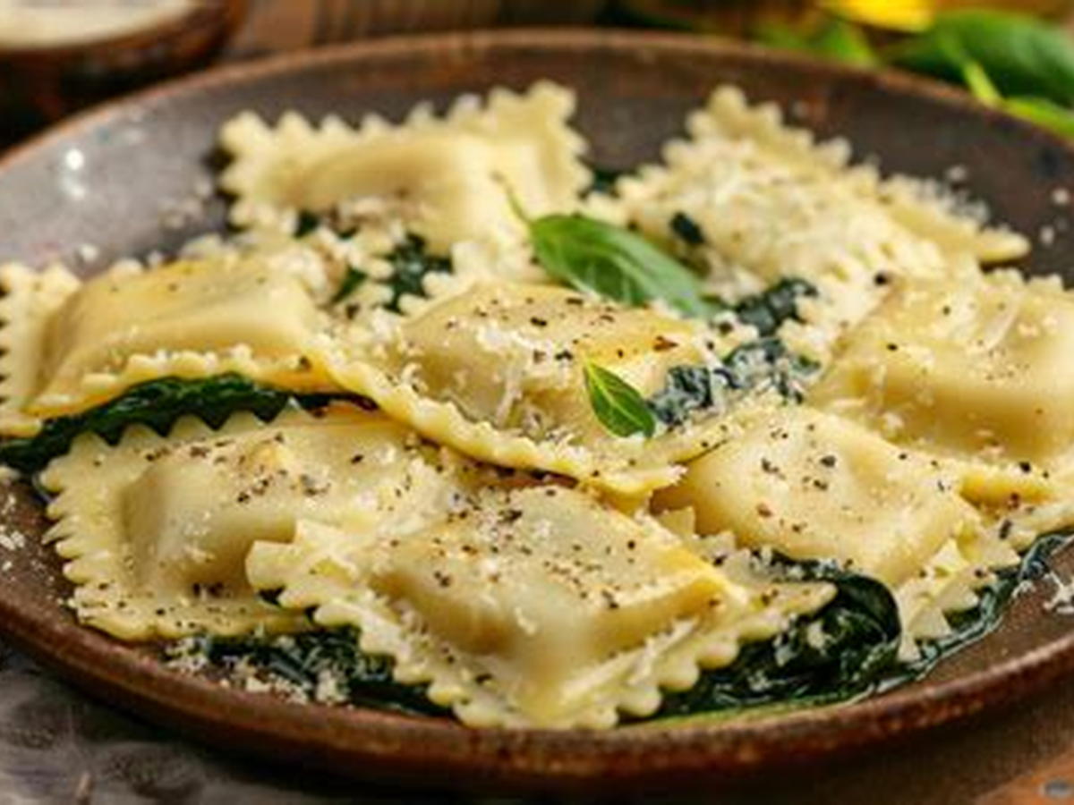 Spinach and cheese ravioli